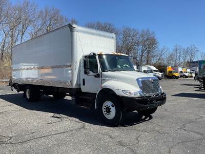 International MV607 Box Truck - 220HP, 6 Speed Automatic, Roll up Door