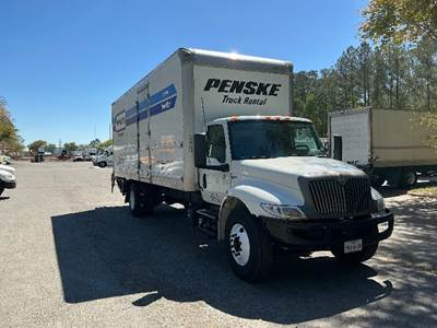 International MV607 Box Truck - 220HP, 6 Speed Automatic, Roll up Door