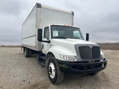 International MV607 Box Truck - 220HP, 6 Speed Automatic, Roll up Door