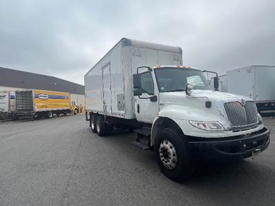International MV607 24 ft Box Truck - 270HP, 6 Speed Automatic, Roll up Door