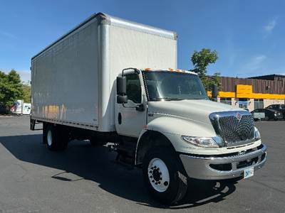 International MV607 Box Truck - 240HP, 6 Speed Automatic, Swing Door