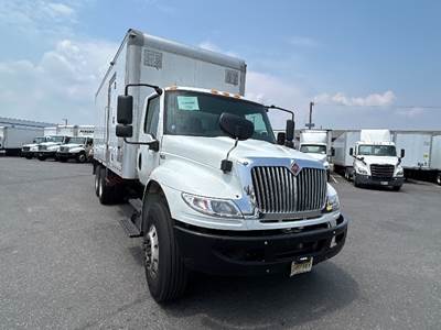 International MV607 24 ft Box Truck - 270HP, 6 Speed Automatic, Roll up Door