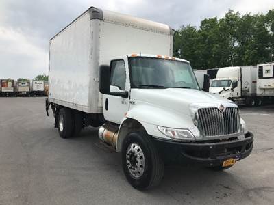 International MV607 16 ft Box Truck - 240HP, 7 Speed Automatic, Roll up Door