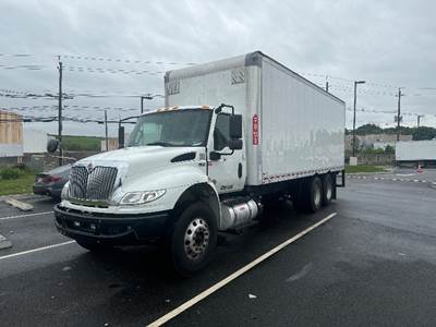 International MV607 24 ft Box Truck - 270HP, 6 Speed Automatic, Roll up Door