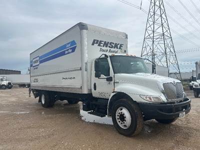 International MV607 Box Truck - 220HP, 6 Speed Automatic, Roll up Door