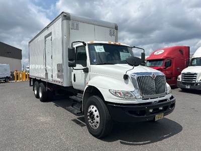 International MV607 24 ft Box Truck - 270HP, 6 Speed Automatic, Roll up Door