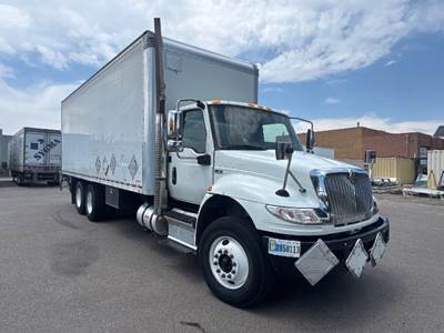 International MV607 26 ft Box Truck - 350HP, 6 Speed Automatic, Roll up Door