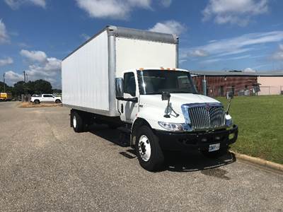 International MV607 Box Truck - 220HP, 6 Speed Automatic, Roll up Door