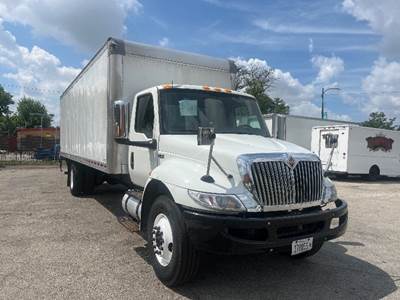 International MV607 Box Truck - 220HP, 6 Speed Automatic, Roll up Door