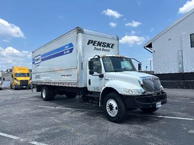 International MV607 Box Truck - 220HP, 6 Speed Automatic, Roll up Door