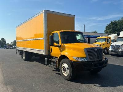 International MV607 Box Truck - 220HP, 6 Speed Automatic, Roll up Door