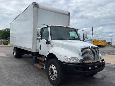 International MV607 Box Truck - 250HP, 7 Speed Automatic, Roll up Door
