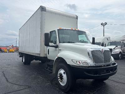 International MV607 26 ft Box Truck - 240HP, 6 Speed Automatic, Roll up Door
