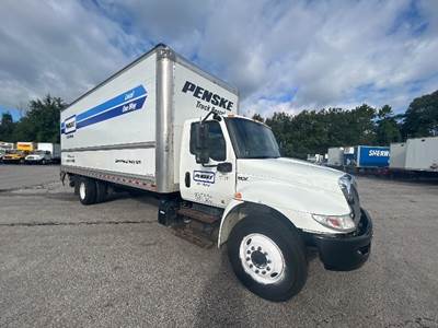 International MV607 Box Truck - 220HP, 6 Speed Automatic, Roll up Door