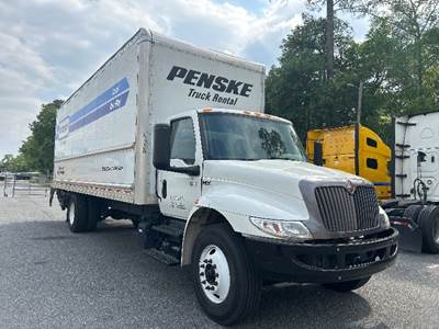 International MV607 Box Truck - 220HP, 6 Speed Automatic, Roll up Door
