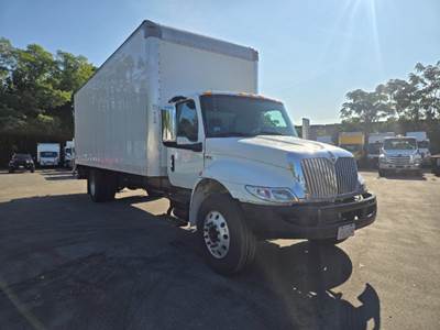 International MV607 Box Truck - 220HP, 6 Speed Automatic, Roll up Door