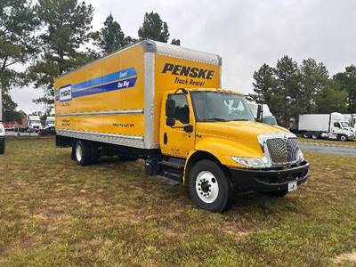 International MV607 Box Truck - 220HP, 6 Speed Automatic, Roll up Door