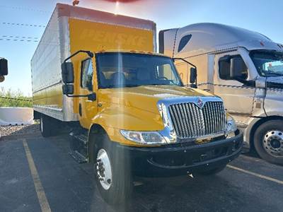 International MV607 Box Truck - 220HP, 6 Speed Automatic, Roll up Door