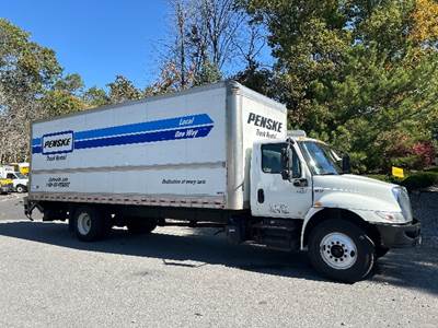 International MV607 Box Truck - 220HP, 6 Speed Automatic, Roll up Door