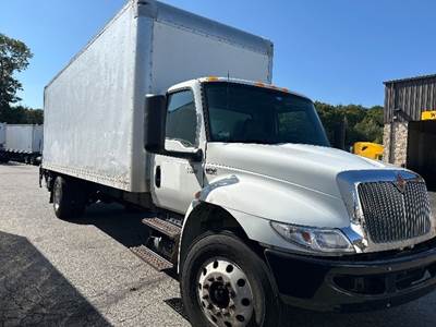 International MV607 Box Truck - 220HP, 7 Speed Automatic, Roll up Door