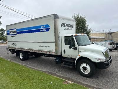 International MV607 Box Truck - 220HP, 6 Speed Automatic, Roll up Door