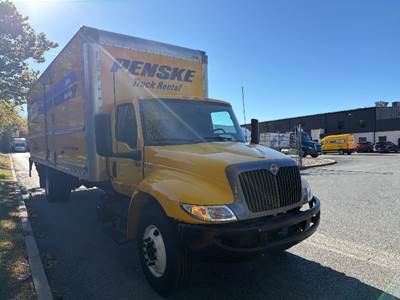 International MV607 Box Truck - 220HP, 6 Speed Automatic, Roll up Door