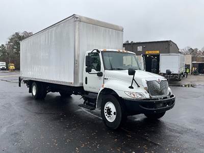 International MV607 Box Truck - 220HP, 6 Speed Automatic, Roll up Door