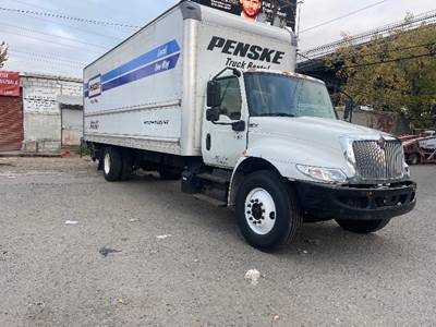 International MV607 Box Truck - 220HP, 6 Speed Automatic, Roll up Door