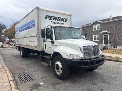 International MV607 Box Truck - 220HP, 6 Speed Automatic, Roll up Door