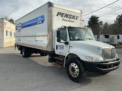 International MV607 Box Truck - 220HP, 6 Speed Automatic, Roll up Door