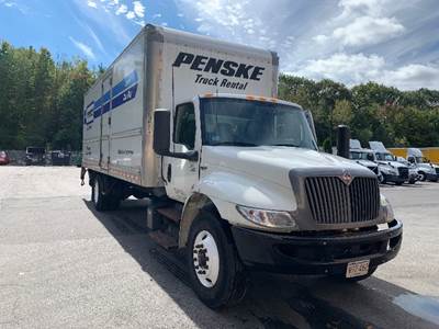 International MV607 Box Truck - 220HP, 6 Speed Automatic, Roll up Door