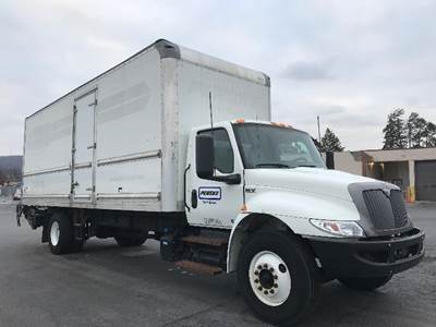 International MV607 Box Truck - 220HP, 6 Speed Automatic, Roll up Door