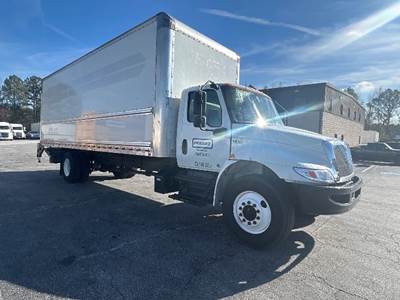 International MV607 Box Truck - 220HP, 6 Speed Automatic, Roll up Door