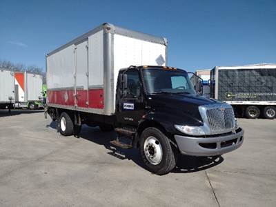 International MV607 Box Truck - 220HP, 6 Speed Automatic