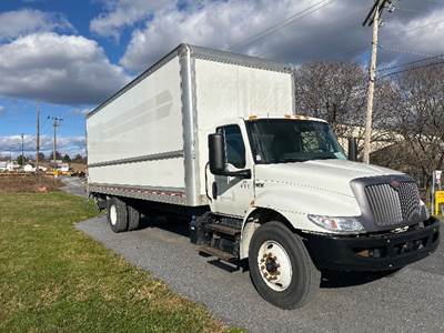 International MV607 Box Truck - 220HP, 6 Speed Automatic, Roll up Door
