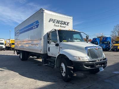 International MV607 26 ft Box Truck - 220HP, 7 Speed Automatic, Roll up Door