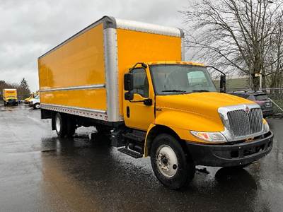 International MV607 Box Truck - 220HP, 6 Speed Automatic, Roll up Door