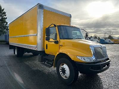 International MV607 Box Truck - 220HP, 6 Speed Automatic, Roll up Door