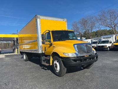 International MV607 Box Truck - 220HP, 6 Speed Automatic, Roll up Door