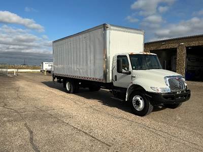 International MV607 Box Truck - 220HP, 6 Speed Automatic, Roll up Door