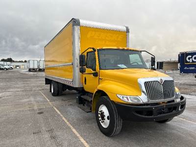 International MV607 Box Truck - 220HP, 6 Speed Automatic, Roll up Door