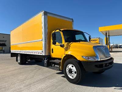 International MV607 Box Truck - 220HP, 6 Speed Automatic, Roll up Door