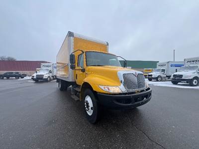 International MV607 Box Truck - 220HP, 6 Speed Automatic, Roll up Door