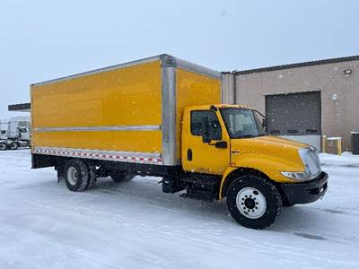 International MV607 Box Truck - 220HP, 6 Speed Automatic, Roll up Door