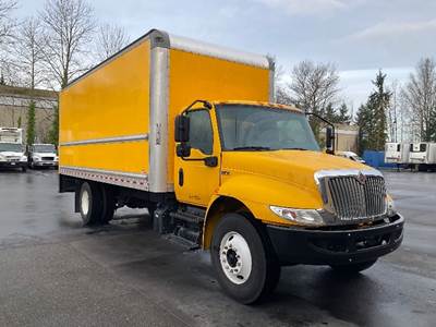 International MV607 Box Truck - 220HP, 6 Speed Automatic, Roll up Door