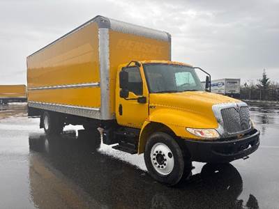 International MV607 Box Truck - 220HP, 6 Speed Automatic, Roll up Door
