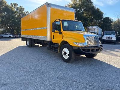 International MV607 Box Truck - 220HP, 6 Speed Automatic, Roll up Door