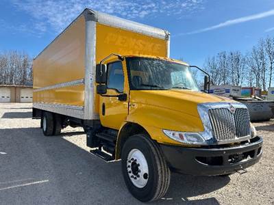 International MV607 Box Truck - 220HP, 6 Speed Automatic, Roll up Door