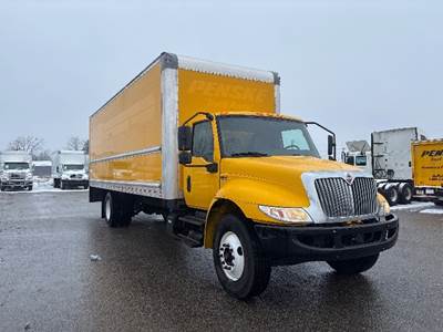 International MV607 Box Truck - 220HP, 6 Speed Automatic, Roll up Door
