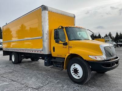 International MV607 Box Truck - 220HP, 6 Speed Automatic, Roll up Door